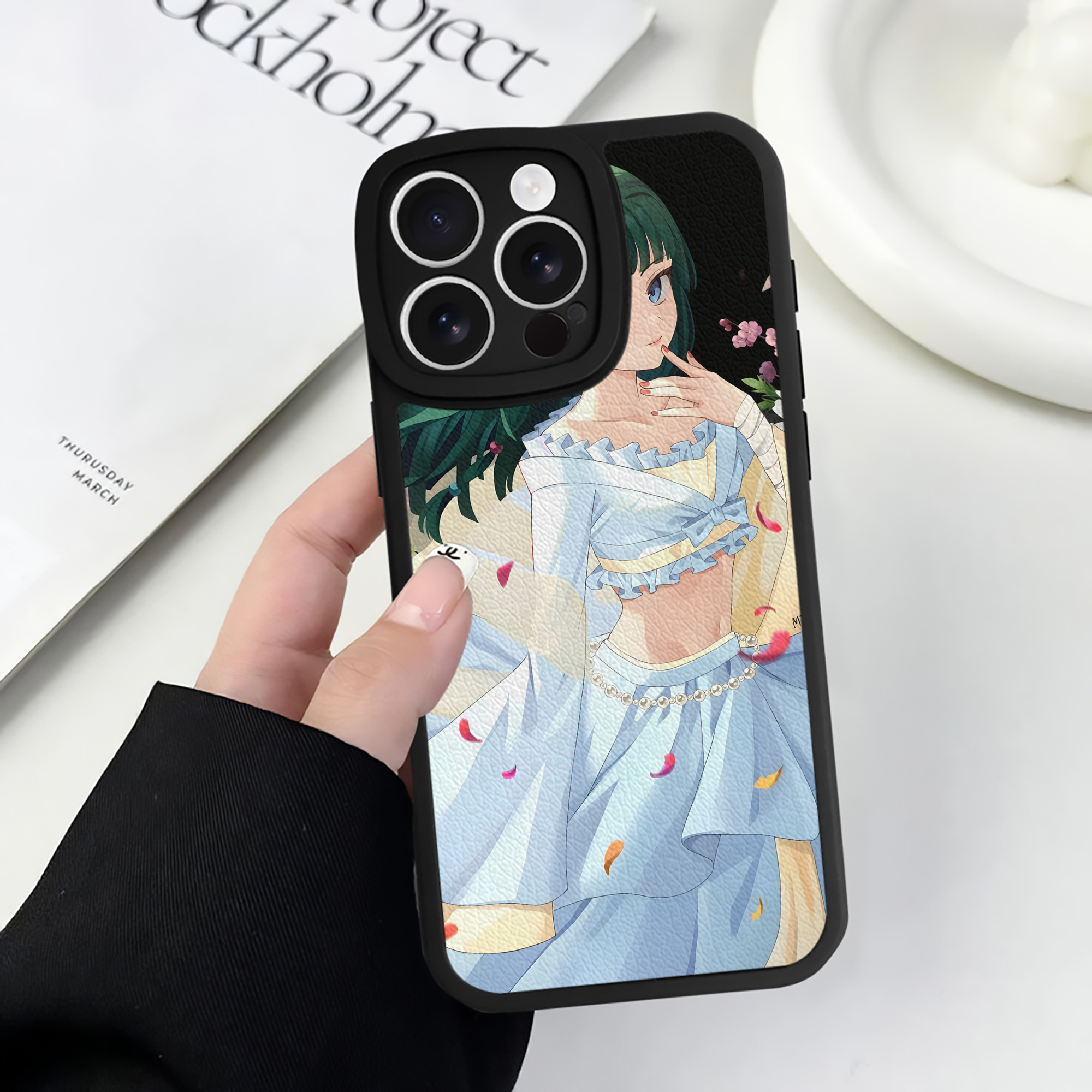 （画像用） 薬屋のひとりごと The Apothecary Diaries 【iPhone 16シリーズ対応】シリコンスマホケース（レザー調） 材質：シリコン